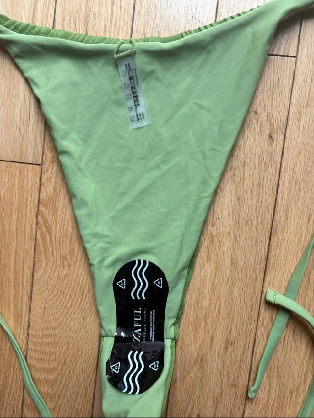 Zaful bikini Ribbed Underwire Set tie bottoms adjustable straps green